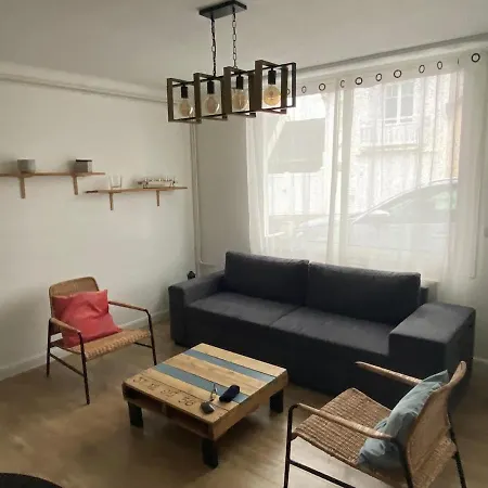 Tres Belle Maison Proche De La Et Des Commerces